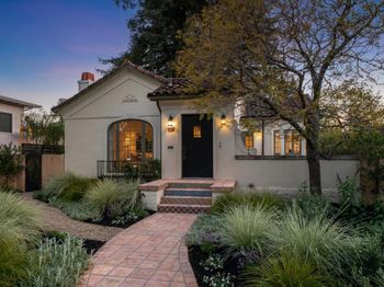 957 University Drive
