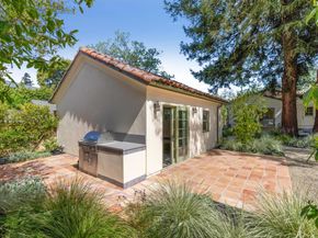 957 University Drive, Menlo Park CA 94025