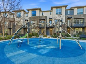 925 De Guigne Drive 4, Sunnyvale CA 94085