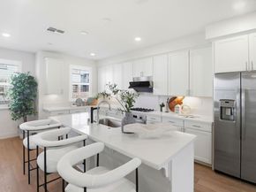 925 De Guigne Drive 4, Sunnyvale CA 94085