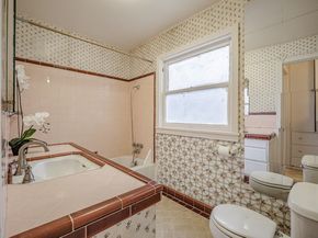 1130 E Cliff Drive, Santa Cruz CA 95062