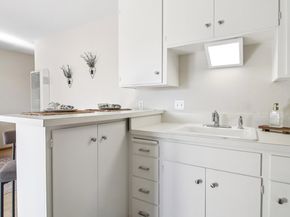 1458 Hudson Street 207, Redwood City CA 94061