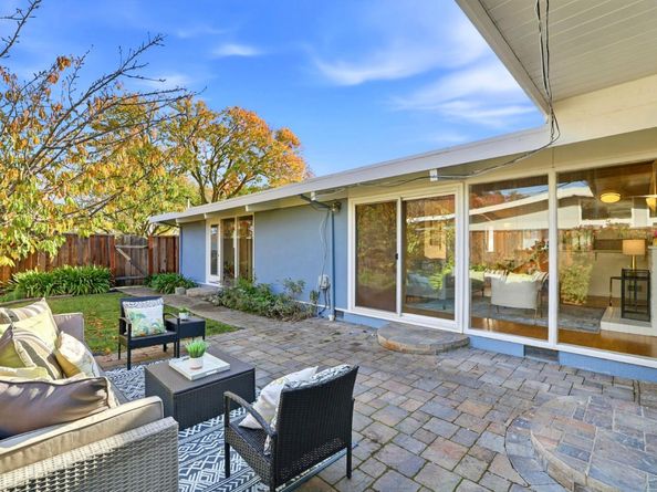 3839 Ross Road, Palo Alto CA 94303