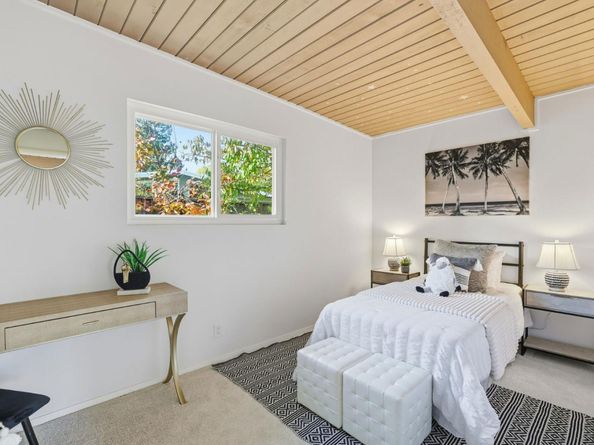 3839 Ross Road, Palo Alto CA 94303