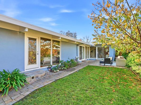 3839 Ross Road, Palo Alto CA 94303