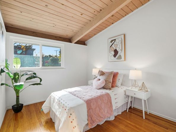 3839 Ross Road, Palo Alto CA 94303