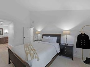 1115 Crestview Drive 2, San Carlos CA 94070