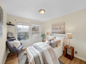 1050 Yosemite Dr, Pacifica CA 94044