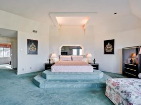 21697 Rainbow Drive, Cupertino CA 95014