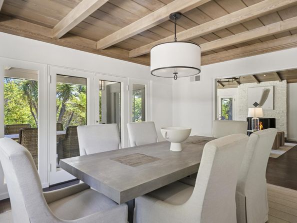105 Reservoir Road, Atherton CA 94027