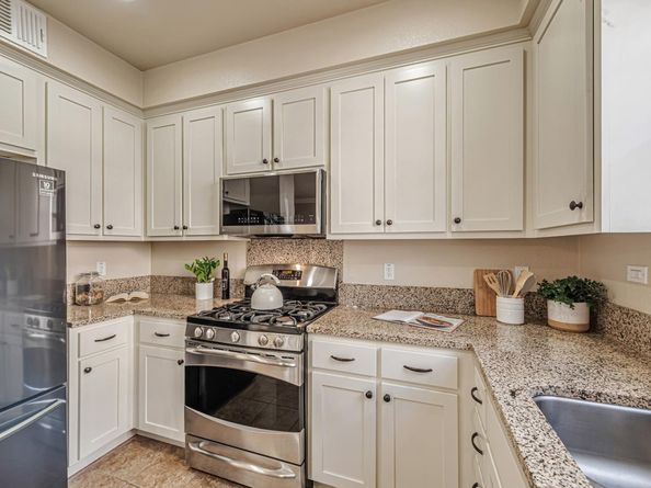 192 Barranca Terrace, Sunnyvale CA 94086