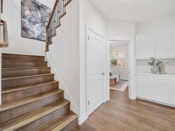39 Lupine Valley Court, Brisbane CA 94005