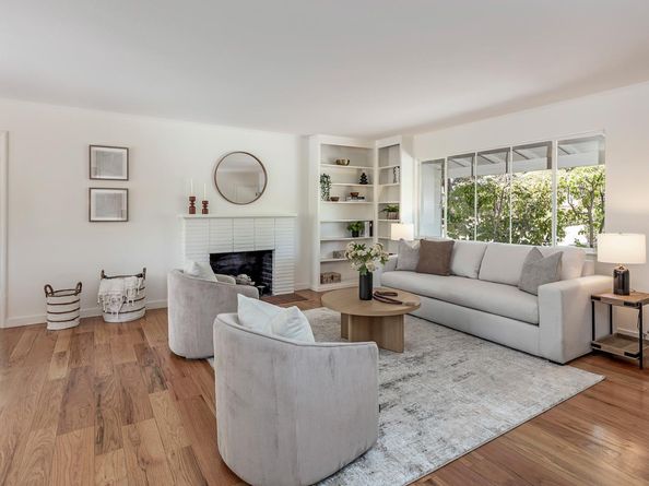 384 Cuesta Drive, Los Altos CA 94024