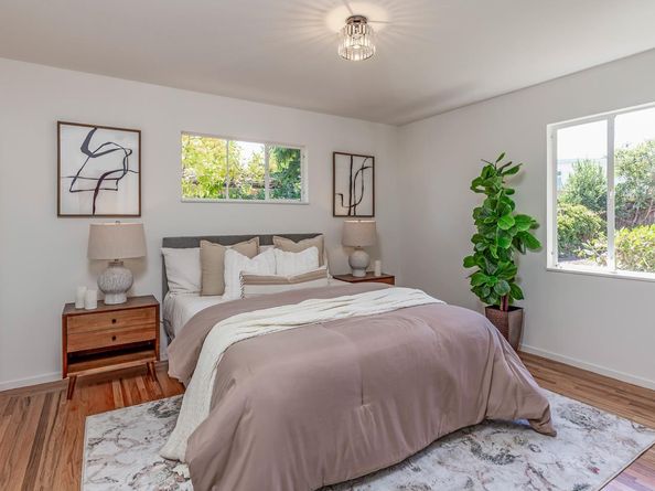 384 Cuesta Drive, Los Altos CA 94024