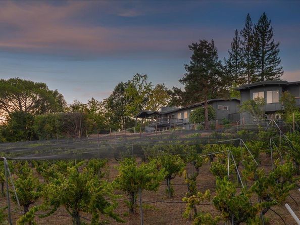 15 Naranja Way, Portola Valley CA 94028