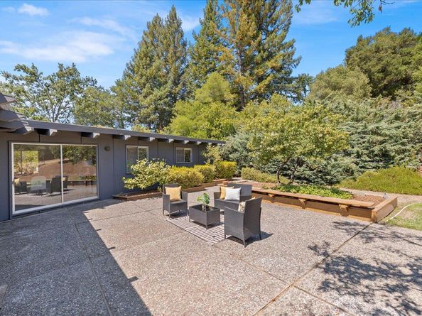 15 Naranja Way, Portola Valley CA 94028