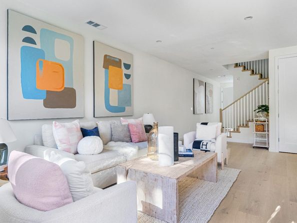 149 Flynn, Mountain View CA 94043