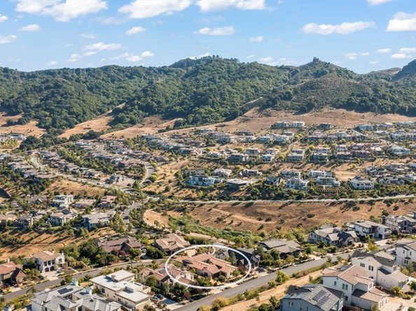 21 Bigleaf Road, Orinda CA 94563