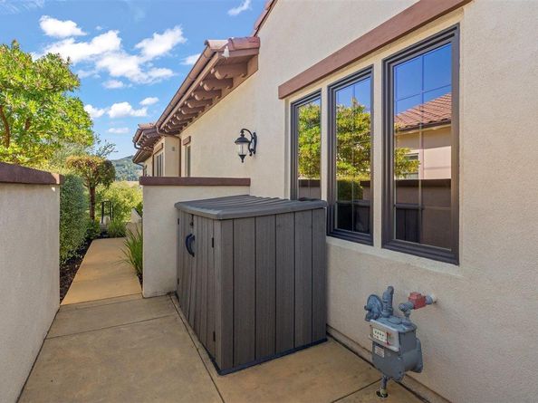 21 Bigleaf Road, Orinda CA 94563