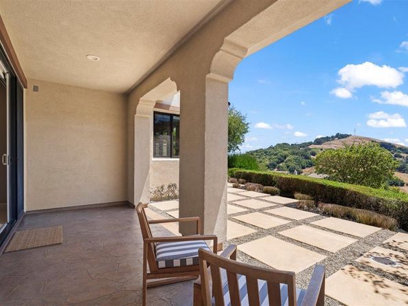 21 Bigleaf Road, Orinda CA 94563
