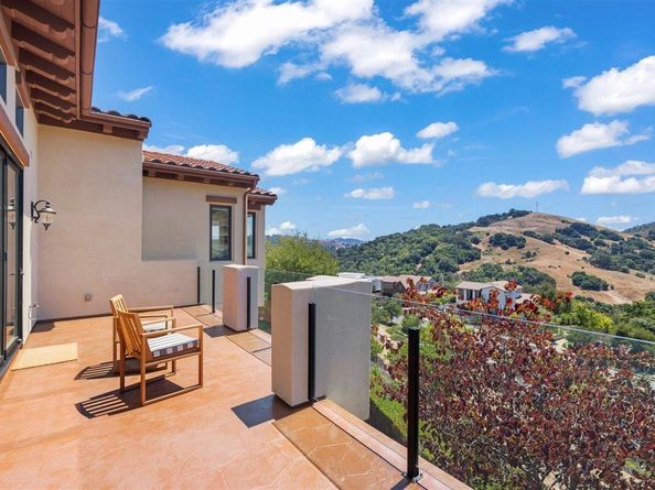 21 Bigleaf Road, Orinda CA 94563