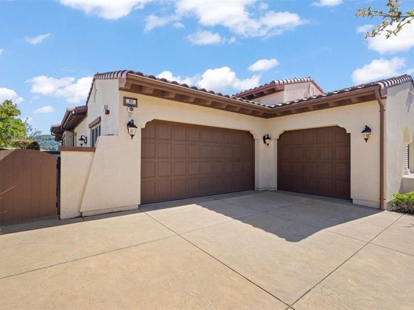 21 Bigleaf Road, Orinda CA 94563