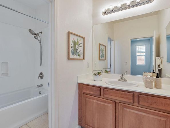 8940 Acorn Way, Gilroy CA 95020