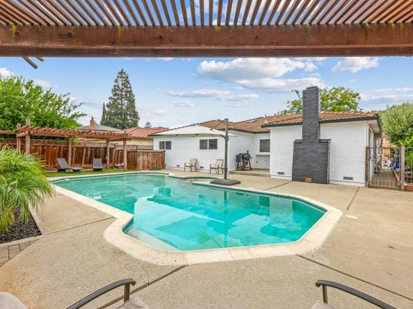 7210 Yorktown Drive, Gilroy CA 95020