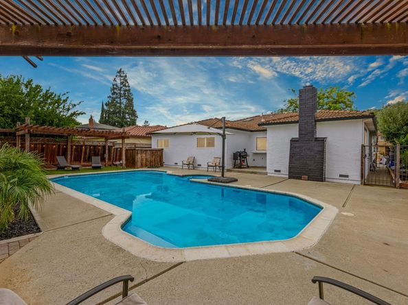 7210 Yorktown Drive, Gilroy CA 95020