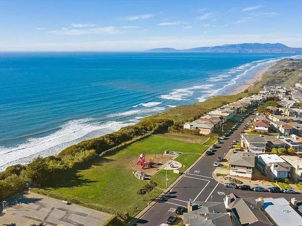 20 Palisades Drive, Daly City CA 94015