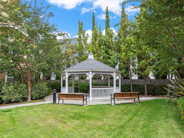 403 San Eduardo Terrace, Sunnyvale CA 94085