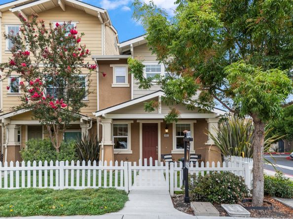 403 San Eduardo Terrace, Sunnyvale CA 94085