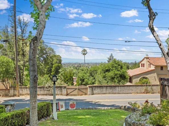 327 Crest Drive, San Jose CA 95127