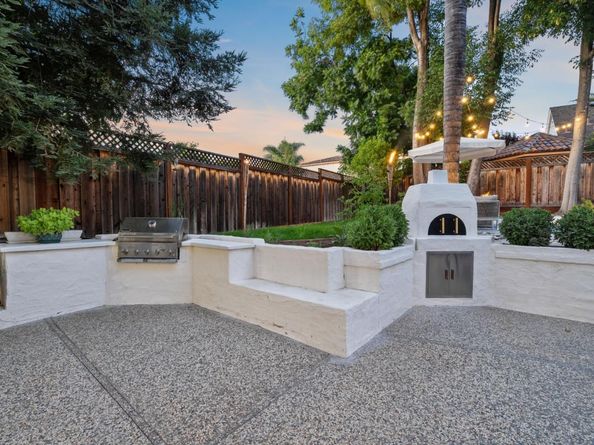 327 Crest Drive, San Jose CA 95127