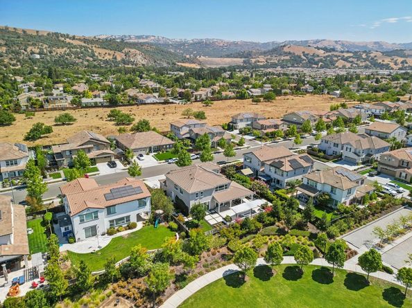 18713 White Moon Drive, Morgan Hill CA 95037