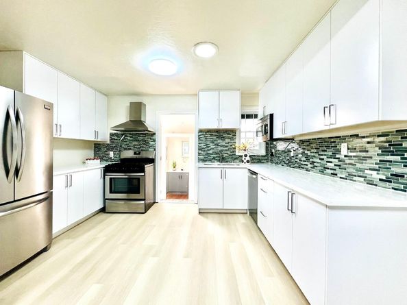 536 Flynn Avenue, Redwood City CA 94063