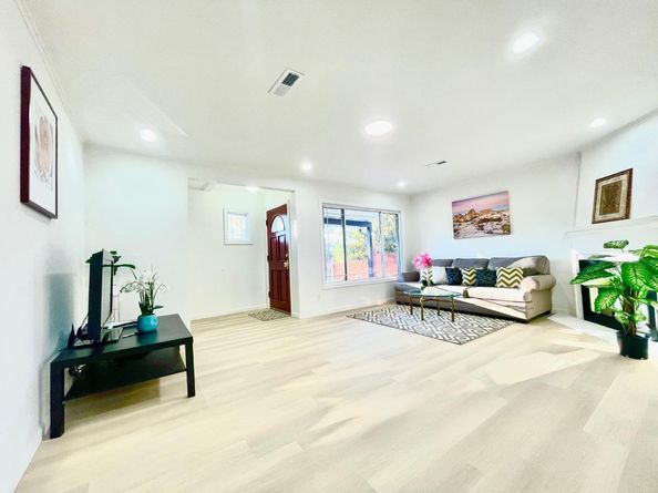 536 Flynn Avenue, Redwood City CA 94063