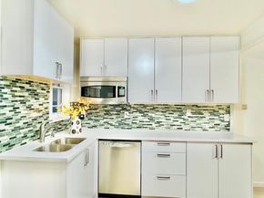 536 Flynn Avenue, Redwood City CA 94063