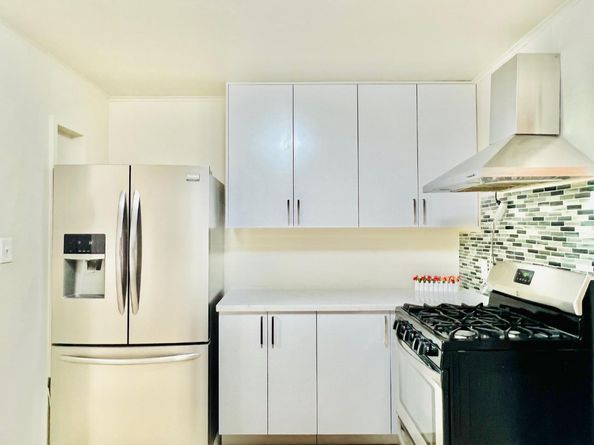 536 Flynn Avenue, Redwood City CA 94063