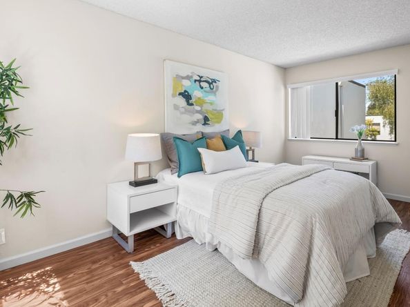 2001 Alameda De Las Pulgas 174, San Mateo CA 94403