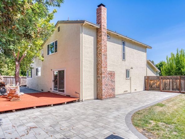 3530 Carlsbad Court, Pleasanton CA 94588