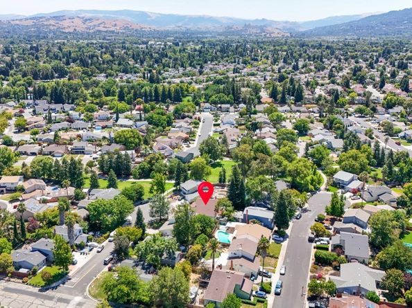 3530 Carlsbad Court, Pleasanton CA 94588