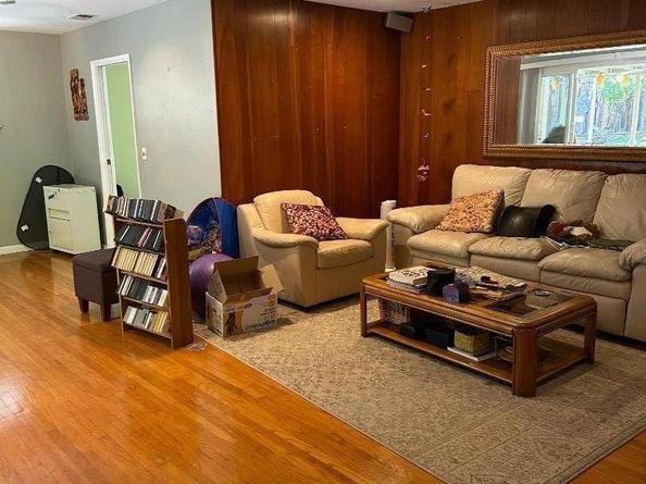 1014 W Homestead Road, Sunnyvale CA 94087