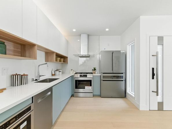 1815 18th Avenue, San Francisco CA 94122