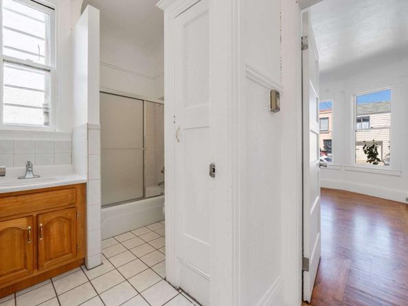 343 Raymond Avenue, San Francisco CA 94134