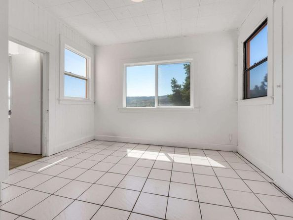 343 Raymond Avenue, San Francisco CA 94134