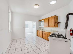 343 Raymond Avenue, San Francisco CA 94134