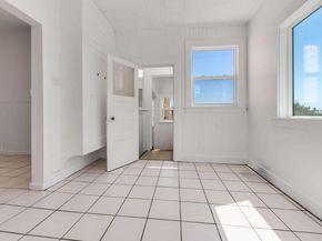 343 Raymond Avenue, San Francisco CA 94134