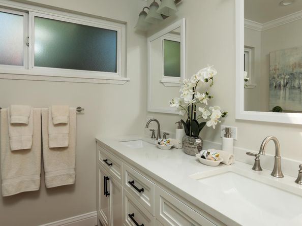 1015 Mallet Court, Menlo Park CA 94025