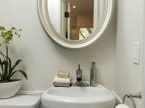 1015 Mallet Court, Menlo Park CA 94025